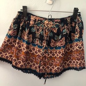 Patterned shorts